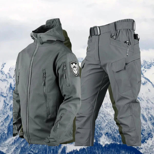 ARCTIQ – Camouflage Winterjacken- und Hosen-Set