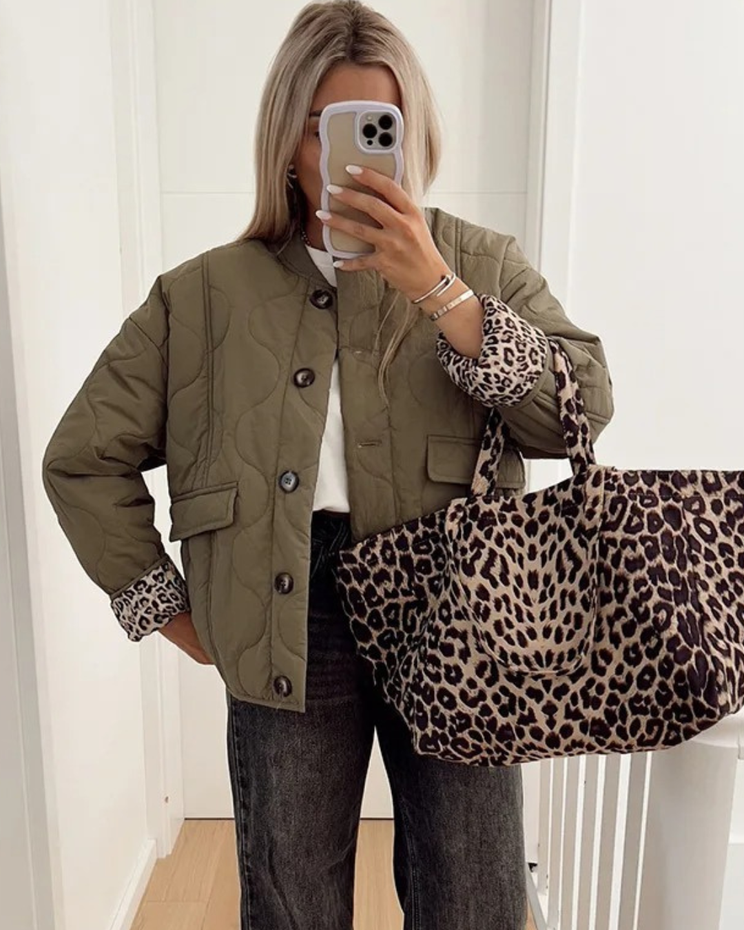 ZEPHYR - Raffinierte Leopard-Print Fellgefütterte Jacke