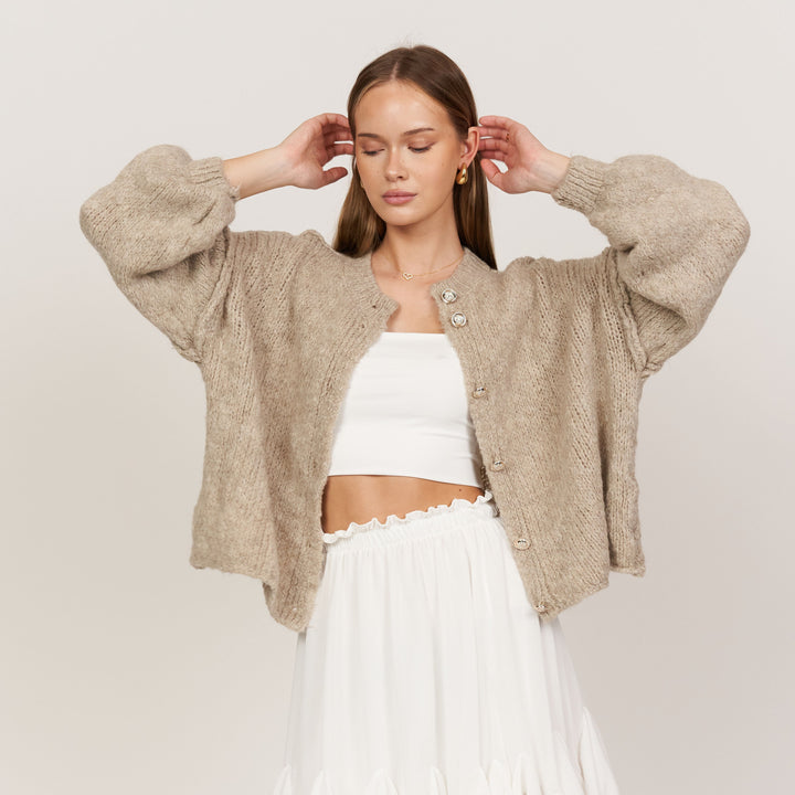 MARIA - Oversized Cardigan Short