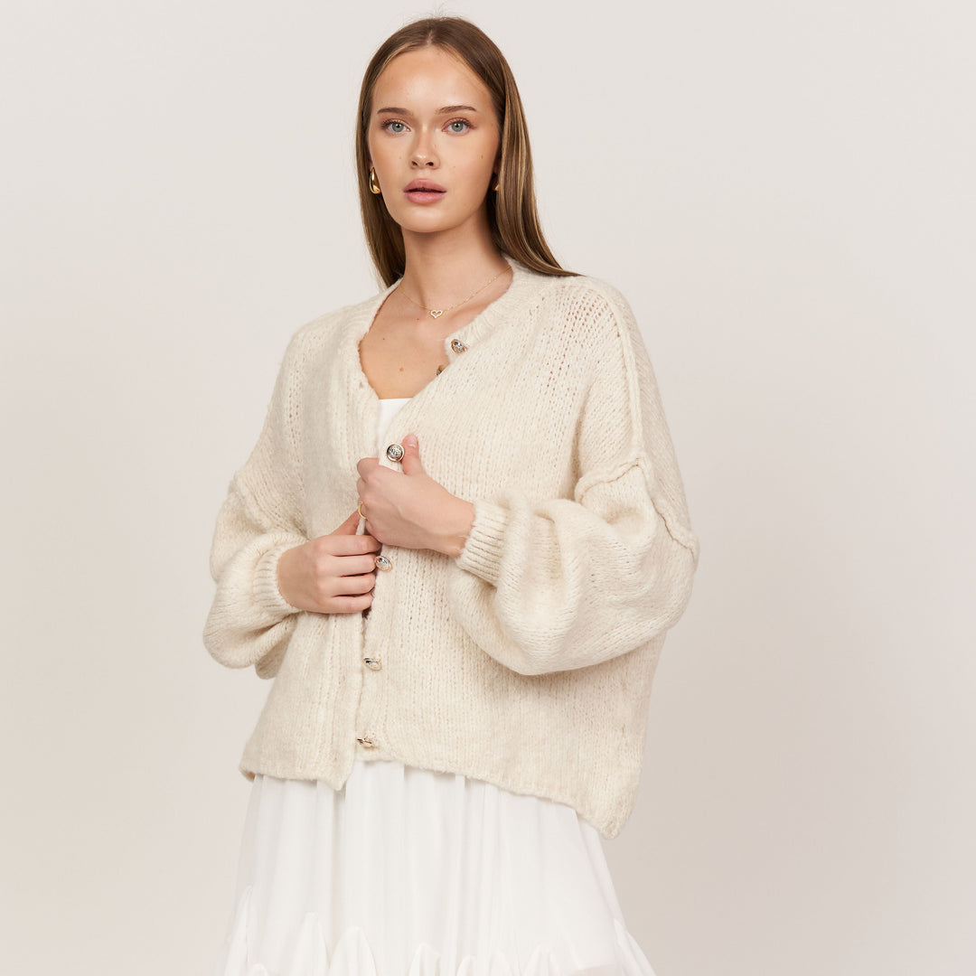 MARIA - Oversized Cardigan Short