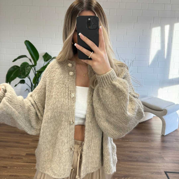 MARIA - Oversized Cardigan Short